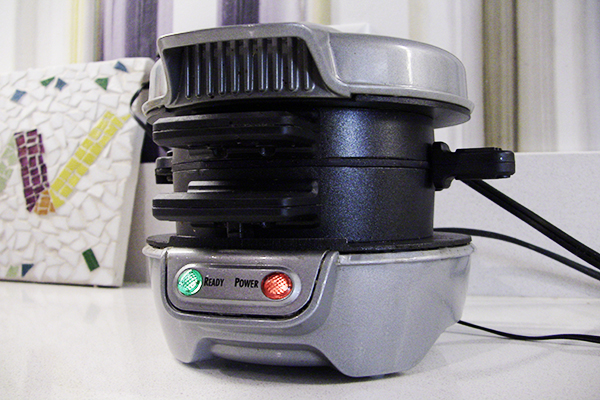 Hamilton Beach 25475 Breakfast Sandwich Maker Breakfast Sandwich